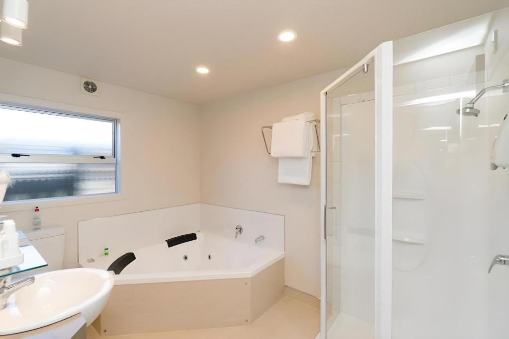 Hawera Central Motor Lodge Exterior photo